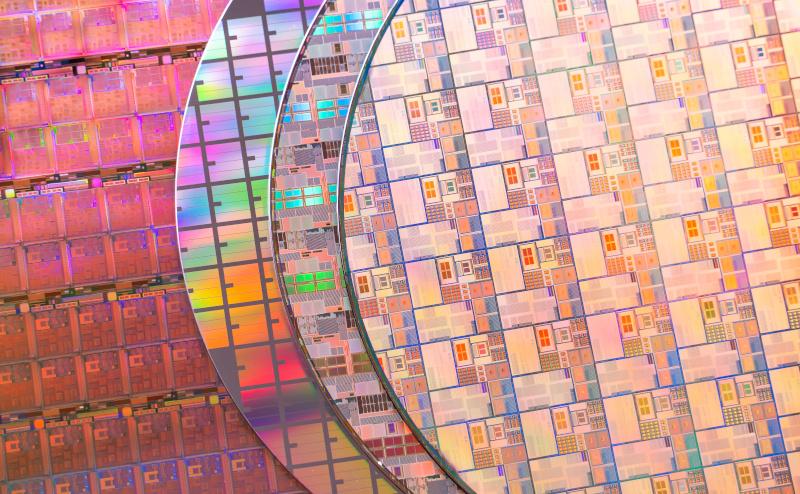 Benefits of Using IR Non-Contact Temperature Measurement in Semiconductor Manufacturing